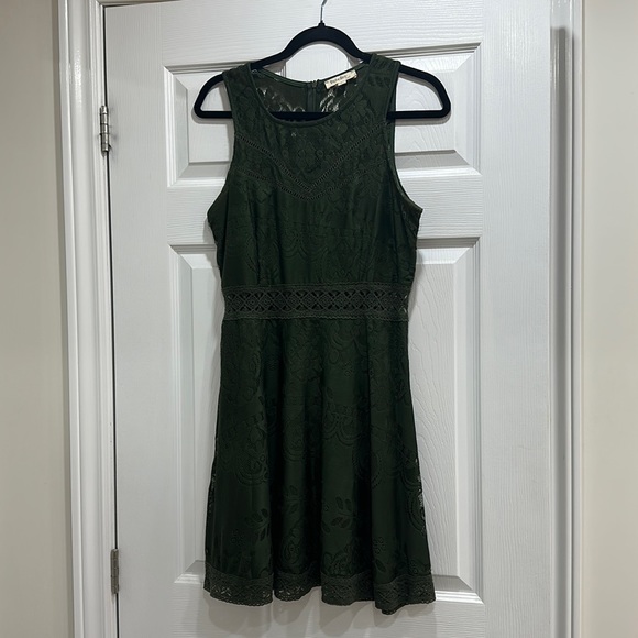 Women’s forest green dress size L - Picture 1 of 6